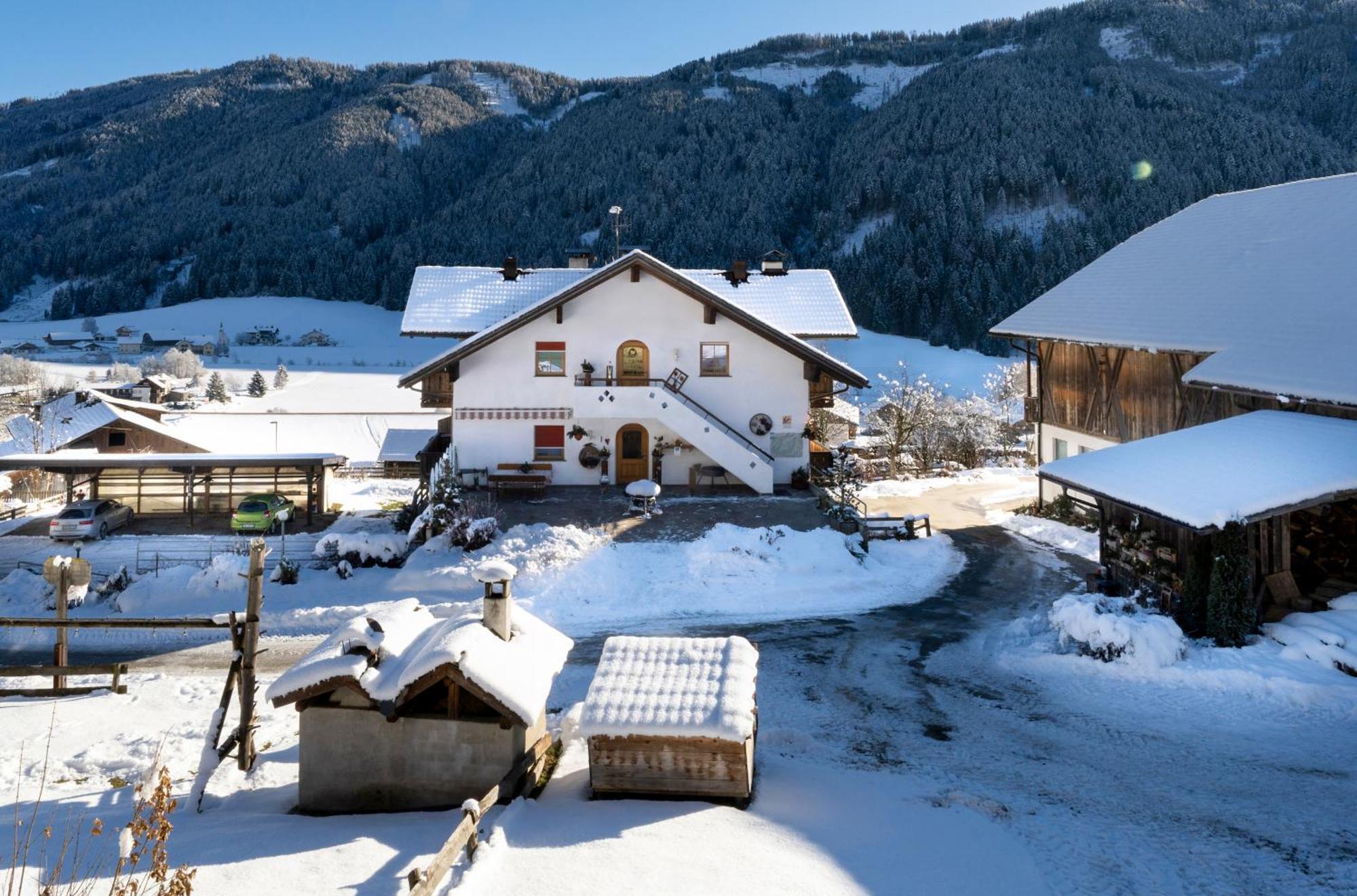 Binterhof Villa Planca di Sopra ภายนอก รูปภาพ