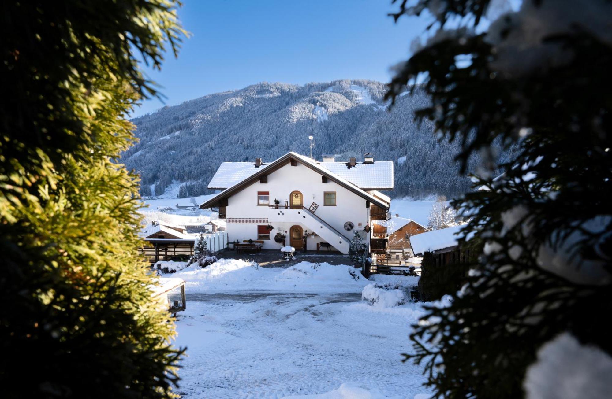 Binterhof Villa Planca di Sopra ภายนอก รูปภาพ